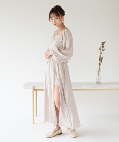 VRIA CHARME（バリアシャルム）の「スクエアネックスリットマキシワンピース（ワンピース・レディース・ブラック/ピンクベージュ/ナチュラル・FREE）」の18枚目の写真