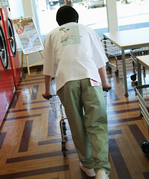 Piko（ピコ）の「【別注】【PIKO】スケボーガール イージーケア 高密度ビッグシルエット エモイラストTシャツ（Tシャツ/カットソー・レディース・ホワイト/ブラック/ベージュ/ネイビー/ピンク/ブルー/グリーン・MEDIUM/LARGE）」の8枚目の写真