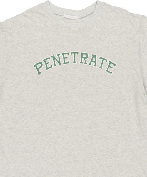 SPINNS（スピンズ）の「【ゆったりシルエット】PENETRATE カレッジデザインビッグTシャツ（Tシャツ/カットソー・レディース・ホワイト/ブルー/アッシュ/チャコール・ONESIZE）」の17枚目の写真
