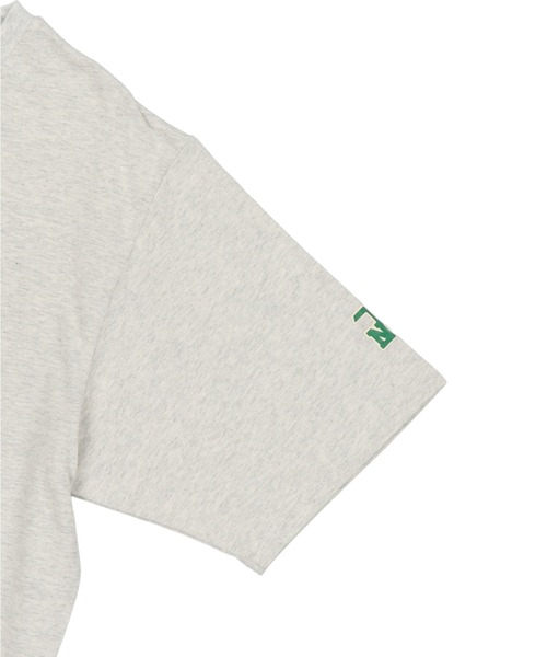 SPINNS（スピンズ）の「【ゆったりシルエット】PENETRATE カレッジデザインビッグTシャツ（Tシャツ/カットソー・レディース・ホワイト/ブルー/アッシュ/チャコール・ONESIZE）」の19枚目の写真