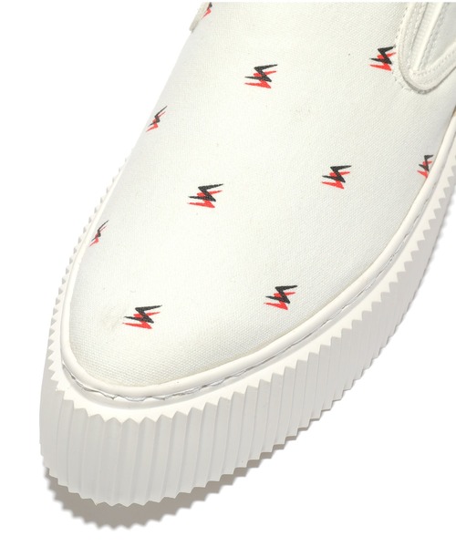 Undercoverism（アンダーカバイズム）の「UI2A4F01-1（スリッポン・メンズ・ホワイト/ブラック・MEDIUM/LARGE）」の8枚目の写真