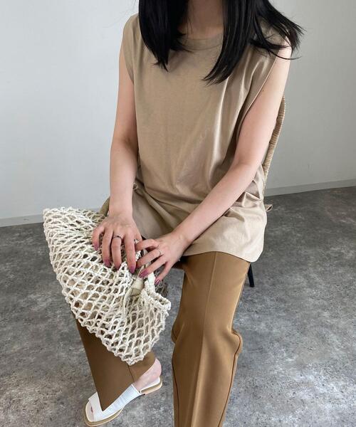 MLI'A(エムリア)の「フレンチスリーブTシャツ/A(Tシャツ/カットソー・レディース・パープル/カーキ/スミクロ/ブラウン/ベージュ/オフホワイト・M)」の14枚目の写真