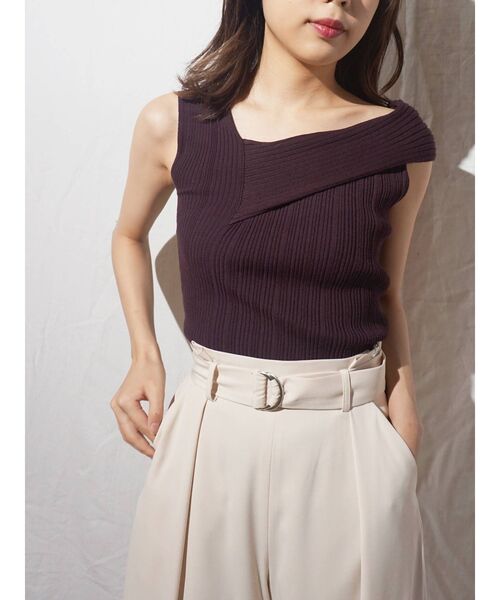 MERCURYDUO（マーキュリーデュオ）の「アシメネックチェンジリブコンパクトニット（ニット/セーター・レディース・ブラウン/オフホワイト/ピンク/ブルー・FREE）」の12枚目の写真