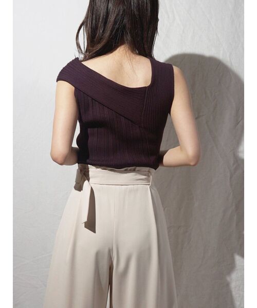 MERCURYDUO（マーキュリーデュオ）の「アシメネックチェンジリブコンパクトニット（ニット/セーター・レディース・ブラウン/オフホワイト/ピンク/ブルー・FREE）」の8枚目の写真