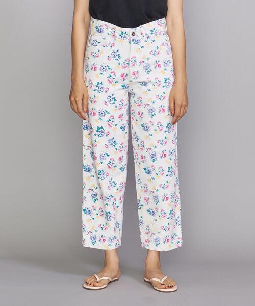Lepidos（レピドス）の「＜Tach clothing＞デニムフローラルパンツ（デニムパンツ・レディース・ホワイト・SMALL/MEDIUM）」の2枚目の写真
