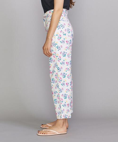 Lepidos（レピドス）の「＜Tach clothing＞デニムフローラルパンツ（デニムパンツ・レディース・ホワイト・SMALL/MEDIUM）」の3枚目の写真