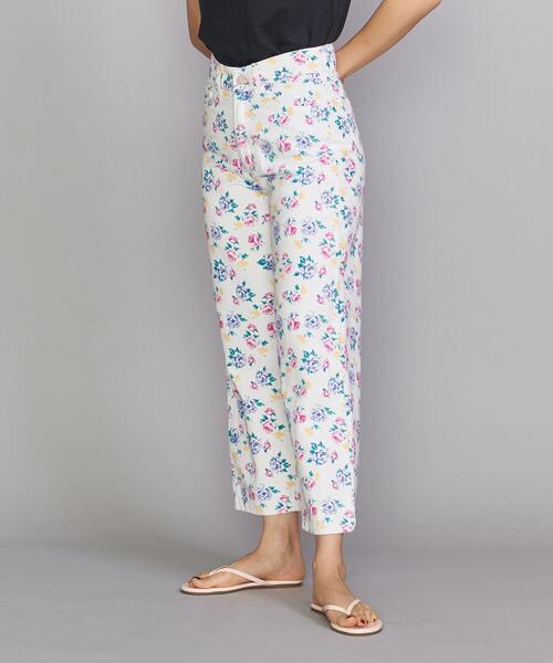 Lepidos（レピドス）の「＜Tach clothing＞デニムフローラルパンツ（デニムパンツ・レディース・ホワイト・SMALL/MEDIUM）」の5枚目の写真