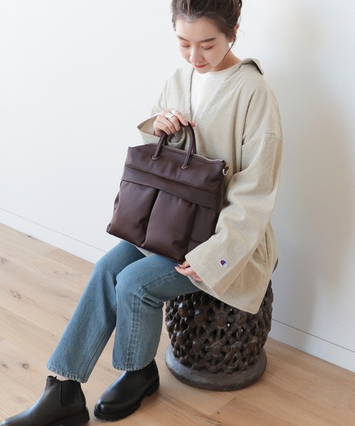 Ray BEAMS（レイビームス）の「Ray BEAMS / ヘルメット バッグ（トートバッグ・レディース・ブラウン/オリーブ・ONE SIZE）」の19枚目の写真