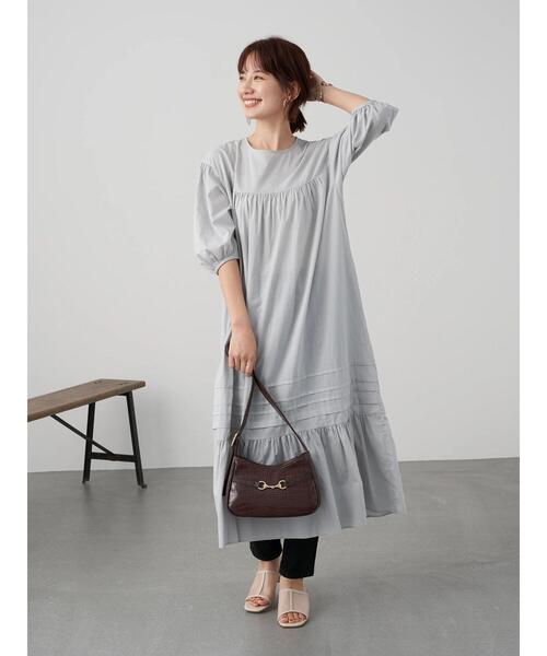 earth music&ecology（アースミュージックアンドエコロジー）の「ギャザータックティアードワンピース ＊（ワンピース・レディース・オフホワイト/サックスブルー/モカ・FREE）」の19枚目の写真