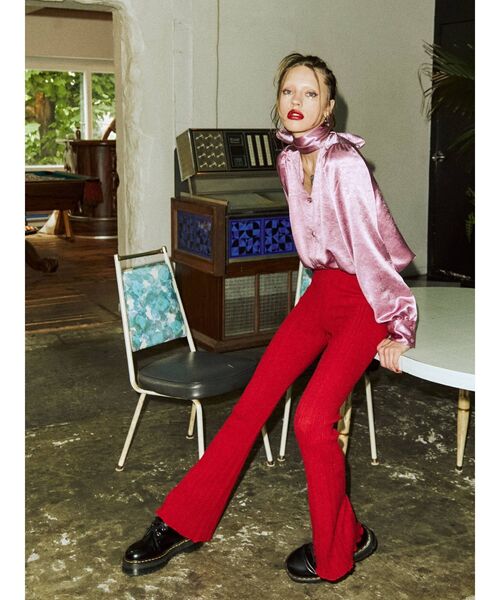 jouetie（ジュエティ）の「ランダムリブフィットフレアニットパンツ（その他パンツ・レディース・ブラック/レッド/グリーン/ブルー/パープル・MEDIUM）」の22枚目の写真