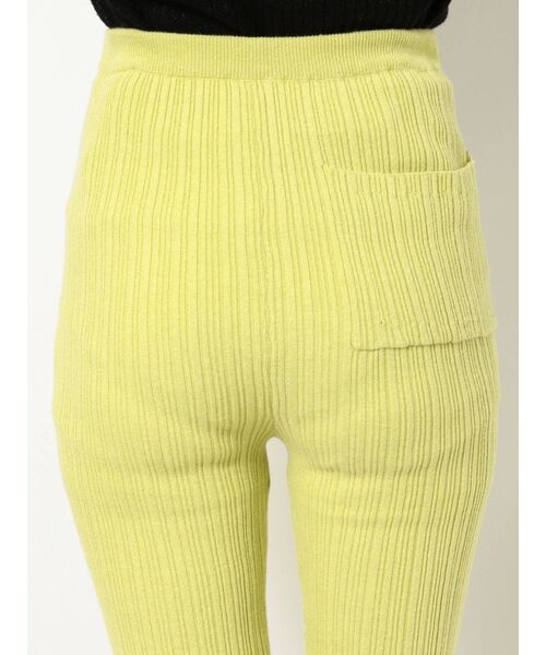 jouetie（ジュエティ）の「ランダムリブフィットフレアニットパンツ（その他パンツ・レディース・ブラック/レッド/グリーン/ブルー/パープル・MEDIUM）」の18枚目の写真