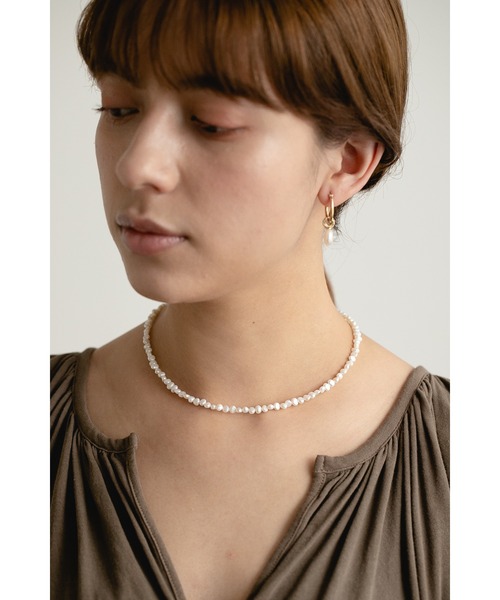 PAS TIERRA（パティエラ）の「[Maris] マンテルパールネックレス(40cm)（ネックレス・レディース・イエローゴールド・FREE）」の8枚目の写真