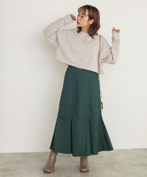 w closet（ダブルクローゼット）の「【新色追加】スエットクルーショートカーディガン（カーディガン/ボレロ・レディース・スモークグレー/スミクロ/ダークグリーン/パープル・FREE）」の5枚目の写真