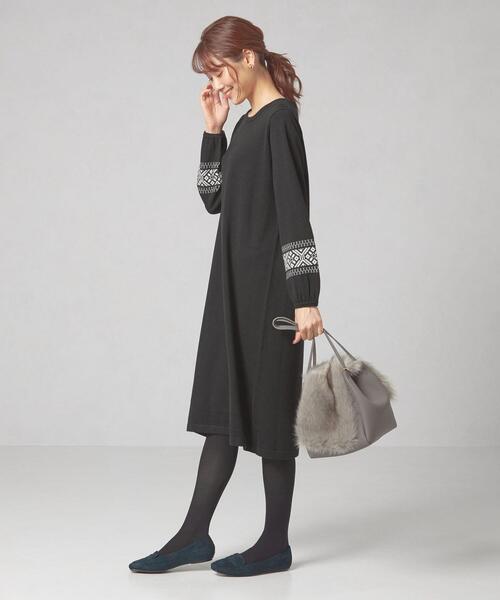 closet story(クローゼットストーリー)の「<closet story>ソデ ジャカード ニット ワンピース -ウォッシャブル-(ワンピース・レディース・ブラック/パープル/ロイヤルブルー・FREE)」の2枚目の写真