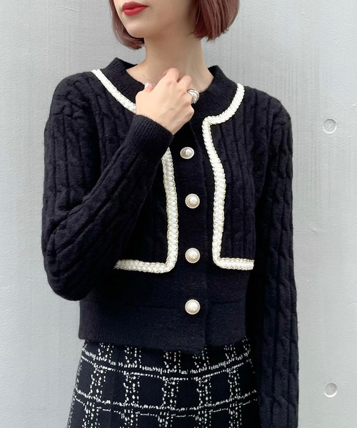 titty＆Co. PETIT（ティティアンドコープティ）の「【titty&Co.PETIT】パイピングパール釦ニットカーディガン（カーディガン/ボレロ・レディース・ブラック/ホワイト・FREE）」の6枚目の写真