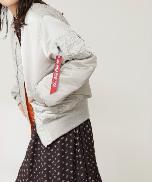 N.（N. Natural Beauty Basic）（エヌエヌナチュラルビューティーベーシック）の「【ＡＬＰＨＡ】ＭＡ－１　ＣＯＲＥ　ＳＰＥＣ（MA-1・レディース・グレー/ブラック・SMALL）」の17枚目の写真