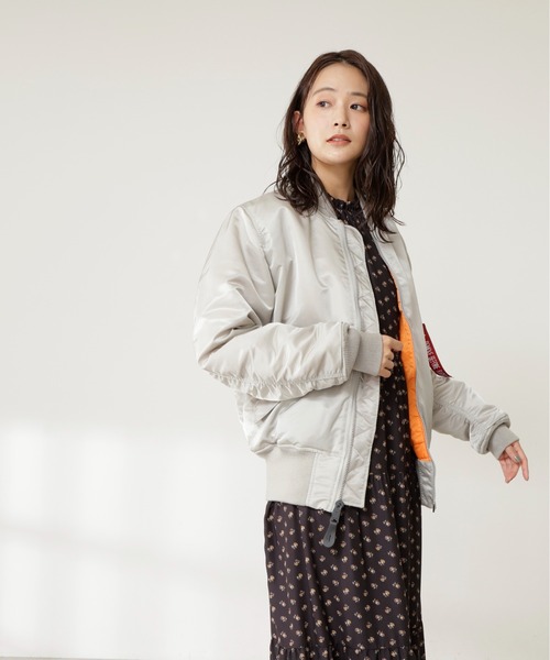 N.（N. Natural Beauty Basic）（エヌエヌナチュラルビューティーベーシック）の「【ＡＬＰＨＡ】ＭＡ－１　ＣＯＲＥ　ＳＰＥＣ（MA-1・レディース・グレー/ブラック・SMALL）」の14枚目の写真