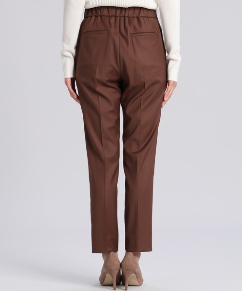 INED（イネド）の「ハイウエストテーパードパンツ（その他パンツ・レディース・グレー/ブラウン・7号/9号/11号/5号）」の6枚目の写真