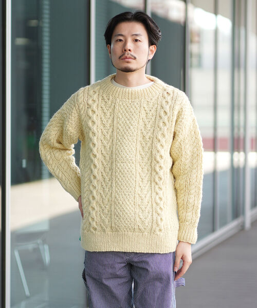 fennica(フェニカ)の「KHWOPA SPIRIT / ケーブルニット(ニット/セーター・メンズ・グレー/ホワイト系その他4・ONE SIZE)」の1枚目の写真
