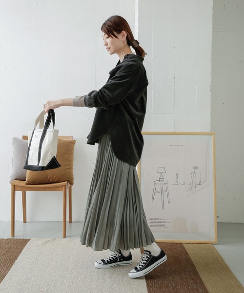 URBAN RESEARCH DOORS（アーバンリサーチドアーズ）の「ランダムプリーツスカート（スカート・レディース・チャコールグレー/ライトグレー/カーキ・ONE）」の12枚目の写真