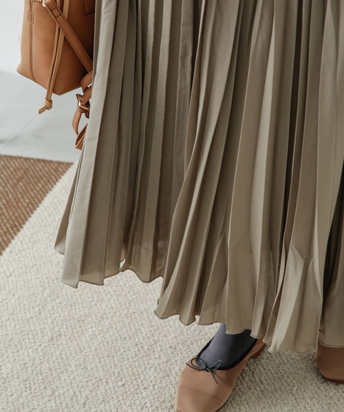 URBAN RESEARCH DOORS（アーバンリサーチドアーズ）の「ランダムプリーツスカート（スカート・レディース・チャコールグレー/ライトグレー/カーキ・ONE）」の13枚目の写真