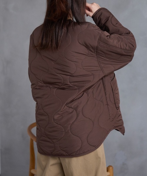 TRIANGLE PALETTE（トライアングルパレット）の「ノーカラー キルティング ジャケット（ノーカラージャケット・レディース・アイボリー/ブラック/カーキ/モカ/オリーブ/グレイッシュベージュ/ホワイト系/ブラック系/ブラウン・FREE）」の12枚目の写真