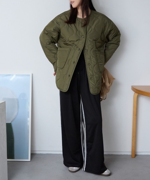 TRIANGLE PALETTE（トライアングルパレット）の「ノーカラー キルティング ジャケット（ノーカラージャケット・レディース・アイボリー/ブラック/カーキ/モカ/オリーブ/グレイッシュベージュ/ホワイト系/ブラック系/ブラウン・FREE）」の18枚目の写真