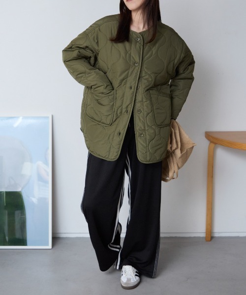 TRIANGLE PALETTE（トライアングルパレット）の「ノーカラー キルティング ジャケット（ノーカラージャケット・レディース・アイボリー/ブラック/カーキ/モカ/オリーブ/グレイッシュベージュ/ホワイト系/ブラック系/ブラウン・FREE）」の17枚目の写真