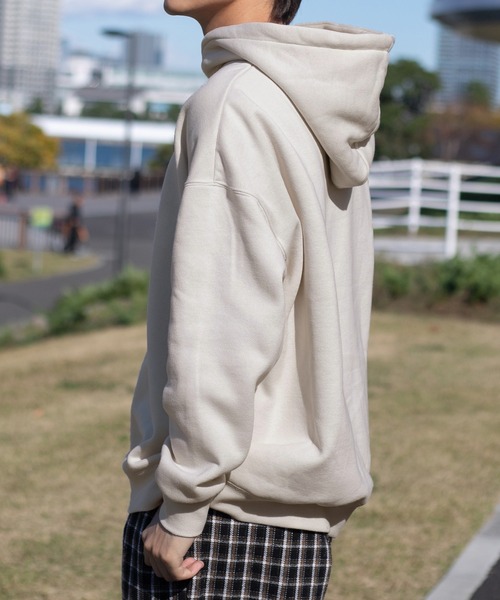 PairPair（ペアペア）の「リアルトイプードルフーディー(ユニセックス)（パーカー・レディース・ベージュ/アイボリー/グレイッシュブルー・MEDIUM/LARGE）」の4枚目の写真