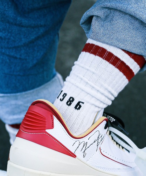 atmos（アトモス）の「atmos x CHICSTOCKS 1986 RIB SOCKS / アトモス x シックストックス 1986 リブ ソックス 【SP】（ソックス/靴下・メンズ・ホワイト・26-28cm）」の3枚目の写真