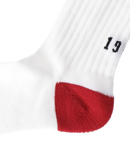 atmos（アトモス）の「atmos x CHICSTOCKS 1986 RIB SOCKS / アトモス x シックストックス 1986 リブ ソックス 【SP】（ソックス/靴下・メンズ・ホワイト・26-28cm）」の5枚目の写真