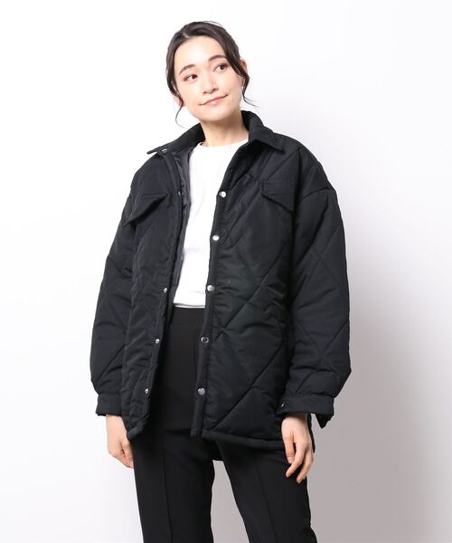 INTERPLAY(インタープレイ)の「【INTERPLAY】ランバスパディングブルゾン(ブルゾン・レディース・ブラック/ライトグレー・FREE)」の2枚目の写真