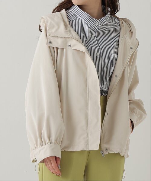 RAY CASSIN（レイカズン）の「袖ボリュームマンパー（マウンテンパーカー・レディース・ブラック/イエロー/ミント/キナリ・FREE）」の2枚目の写真