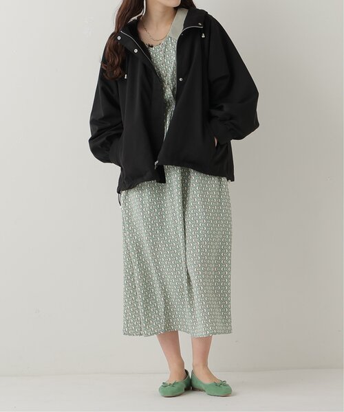 RAY CASSIN（レイカズン）の「袖ボリュームマンパー（マウンテンパーカー・レディース・ブラック/イエロー/ミント/キナリ・FREE）」の7枚目の写真