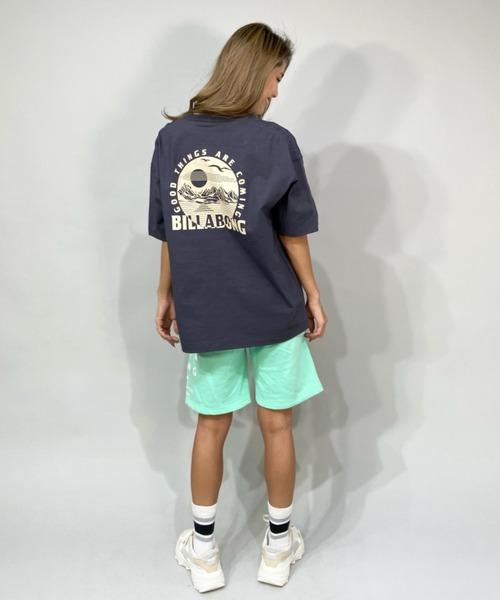 BILLABONG(ビラボン)の「BILLABONG/ビラボン ビッグシルエット アウトドアテイストバックプリントTシャツ BC013-213(Tシャツ/カットソー・レディース・ブラック/ホワイト/ベージュ・M/L)」の10枚目の写真