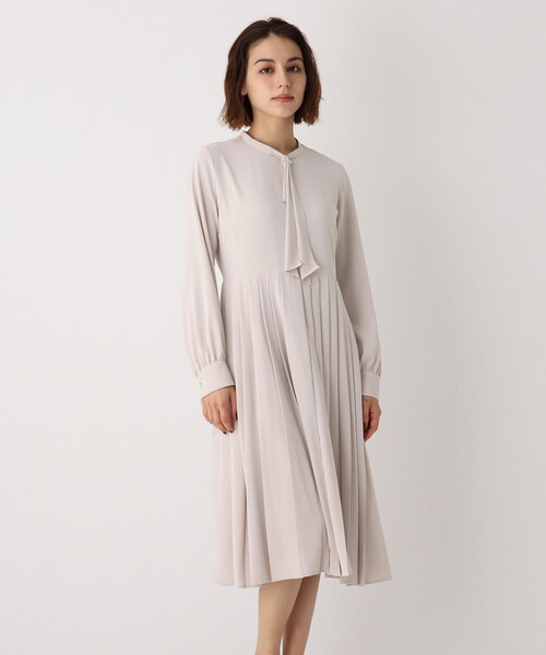 index（インデックス）の「◇フェイクパールピンボウタイプリーツ