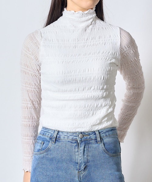 MAISON BREEZE(メゾンブリーズ)の「【MAISON BREEZE】シアーボトルネックカットソー KNF(Tシャツ/カットソー・レディース・ホワイト/ブラック/アイボリー・FREE)」の2枚目の写真