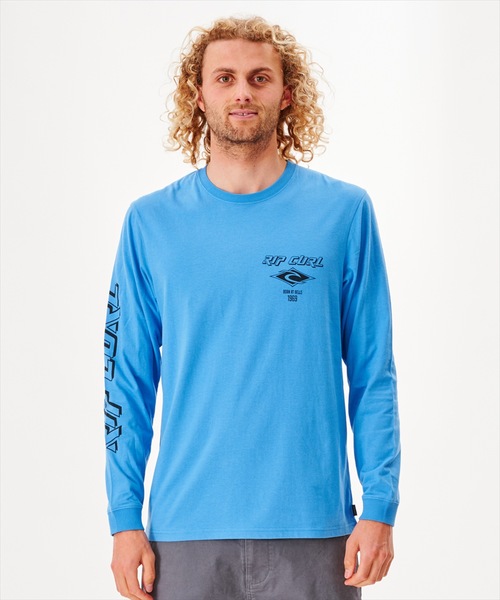 rip curl(リップカール)の「【RIPCURL(リップカール)】FADE OUT ICON/袖プリントロゴ長袖ロンT(Tシャツ/カットソー・メンズ・ブラック/ナチュラル/ピンク系その他/プラム/ブラック×ピンク/ブルー系その他・MEDIUM/LARGE/X-LARGE/SMALL/X-SMALL)」の1枚目の写真