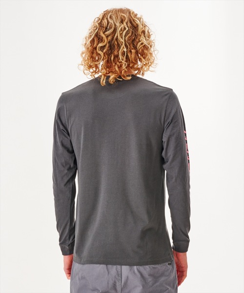 rip curl(リップカール)の「【RIPCURL(リップカール)】FADE OUT ICON/袖プリントロゴ長袖ロンT(Tシャツ/カットソー・メンズ・ブラック/ナチュラル/ピンク系その他/プラム/ブラック×ピンク/ブルー系その他・MEDIUM/LARGE/X-LARGE/SMALL/X-SMALL)」の22枚目の写真