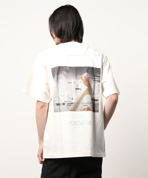 JUUN.J(ジュンジェイ)の「juun j/ジュンジェイ/Graphic Short Sleeve T/S(Tシャツ/カットソー・メンズ・オフホワイト/ブラック・MEDIUM)」の6枚目の写真