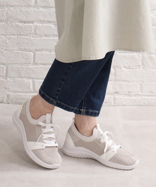 SHOO・LA・RUE（シューラルー）の「◆ニットスニーカー（スニーカー・レディース・グレー/サンドベージュ/ブラック・35/45）」の3枚目の写真