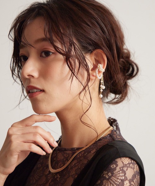 Kana（カナ）の「パール フープ ドロップ 結婚式 お呼ばれ イヤーカフ（イヤーカフ・レディース・シルバー/ゴールド・フリー）」の9枚目の写真
