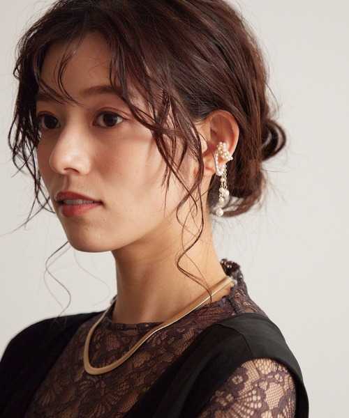 Kana（カナ）の「パール フープ ドロップ 結婚式 お呼ばれ イヤーカフ（イヤーカフ・レディース・シルバー/ゴールド・フリー）」の10枚目の写真
