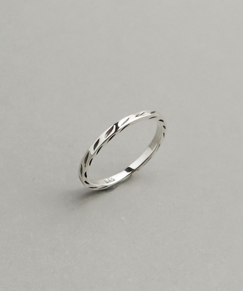 ieLS（イエルズ）の「「ieLS」SV925 シルバー デザイン リング（リング・メンズ・A/B/C/D/E/F/G/I/H/J/L/M/K/N/O・11/9/13/15 /17/7/16/10/14/18/10.5/12）」の10枚目の写真