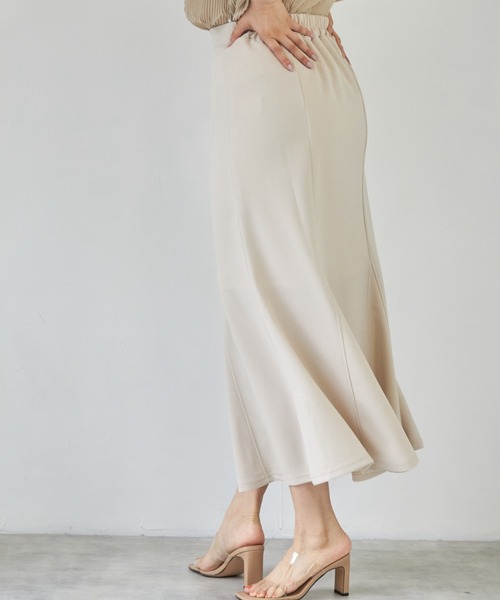 deux amour（ドゥーザムール）の「マーメイドスカート（スカート・レディース・ベージュ/ライム/ブラック・MEDIUM）」の12枚目の写真