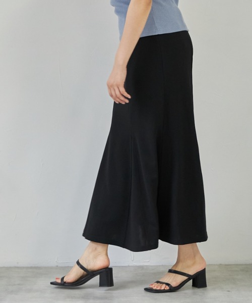 deux amour（ドゥーザムール）の「マーメイドスカート（スカート・レディース・ベージュ/ライム/ブラック・MEDIUM）」の6枚目の写真