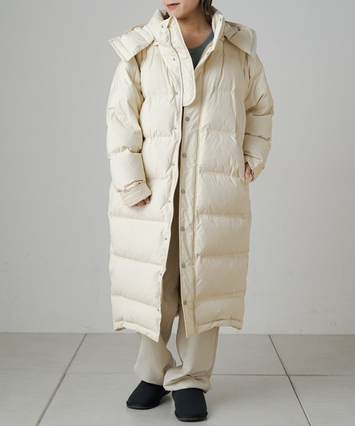 Omekashi(オメカシ)の「【earthy_】ロングハイブリットダウンコート(ダウンジャケット/コート・レディース・ブラック/オフホワイト/イエロー・S/M)」の17枚目の写真