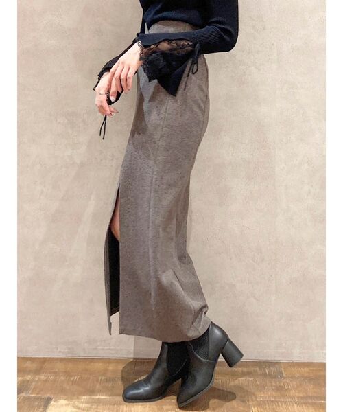 dazzlin(ダズリン)の「ヘムレースフレアニットトップス(ニット/セーター・レディース・ピンク/オフホワイト/ブラウン/ブラック・FREE)」の5枚目の写真