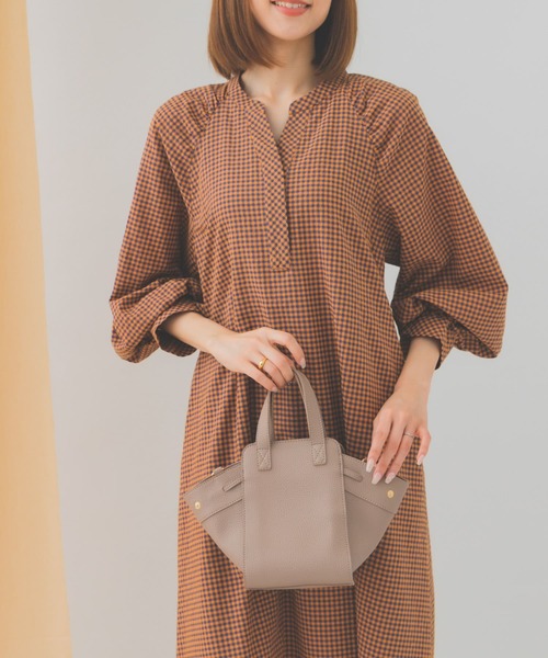 RODE SKO（ロデスコ）の「コロンバッグ（ハンドバッグ・レディース・オリーブ/ホワイト系その他/ブラウン系その他・ONE）」の2枚目の写真