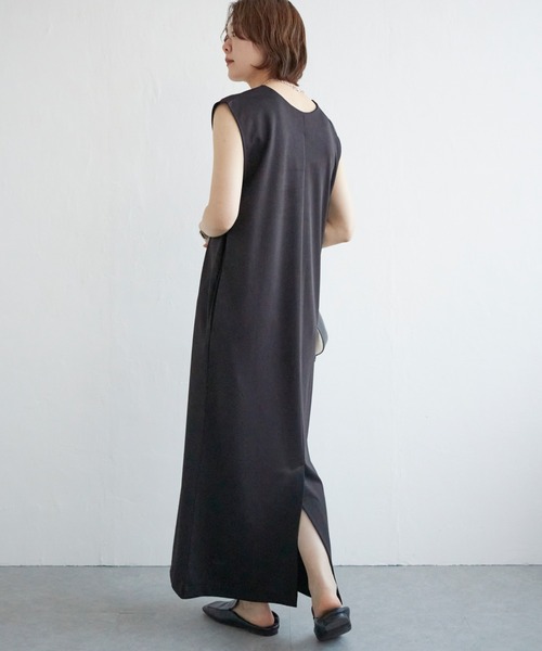 notch.（ノッチ）の「ポンチＶネックワンピース（ワンピース・レディース・ブラック/オフホワイト・TM/M）」の14枚目の写真